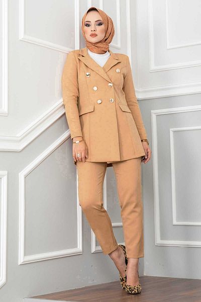 EBRUTESETTÜR Hijab Set with Handkerchief Collar Detail