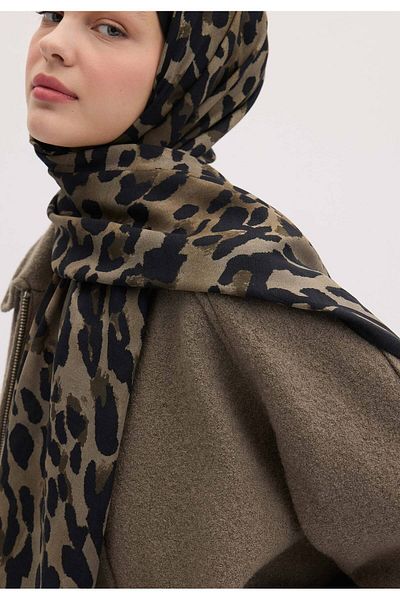 Fresh Green Leopard Print Soft Shawl