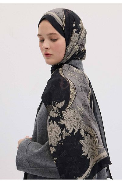 Fresh Metallic Gray Siena Patterned Shawl