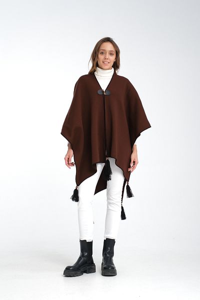 Wega Moda Plain Knitwear Fisherman Stitched Button Detailed Stylish Designed Poncho, Poncho, Plain Patternless Shawl Poncho