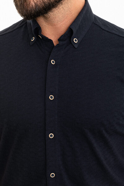 Mcr ΠΟΥΚΑΜΙΣΟ ΜΕ ΚΟΥΜΠΙ ΣΤΟ ΕΠΑΝΩ ΜΕΡΟΣ