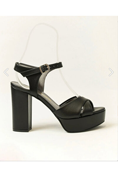 12cm Black matte leather, comfort-oriented, lightweight, non-slip underneath, guaranteed to run.