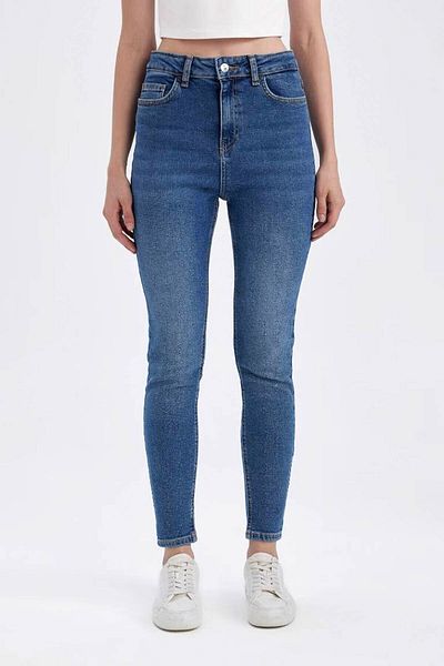 DeFacto Skinny Fit Jeanshose mit hoher Taille und Knöchellänge C7611AX24WN