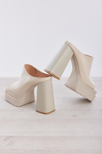 derinet Platformlu Yüksek Topuk Hakiki Deri Kadın Terlik