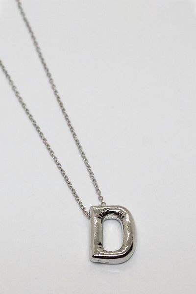 EUROMODA Simple Chain Letter Necklace with Letter Design