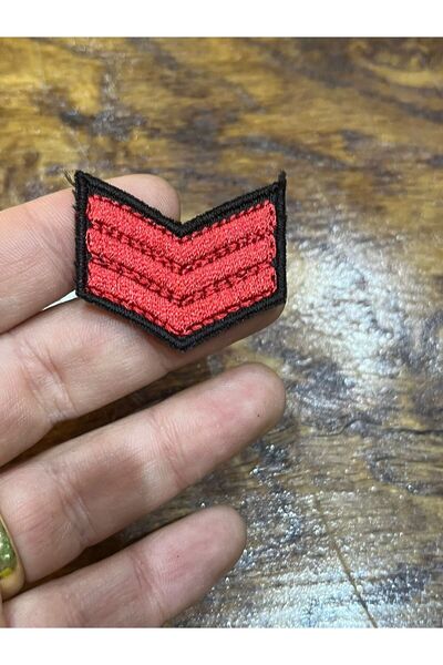 Gönülden Tasarım MINI EPELE ROȘII PE FIER DE FIERDĂ 3X2 CM