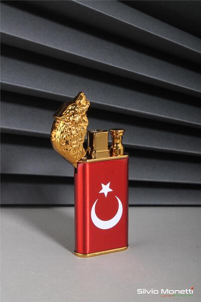 Silvio Monetti Kırmızı Türk Bayrağı Ve Kurt Model Gazlı Çakmak 24csm801dmr02