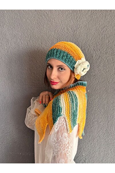 Gönülden Tasarım Зелений жіночий костюм - з квітковим візерунком, шапочка-хомут