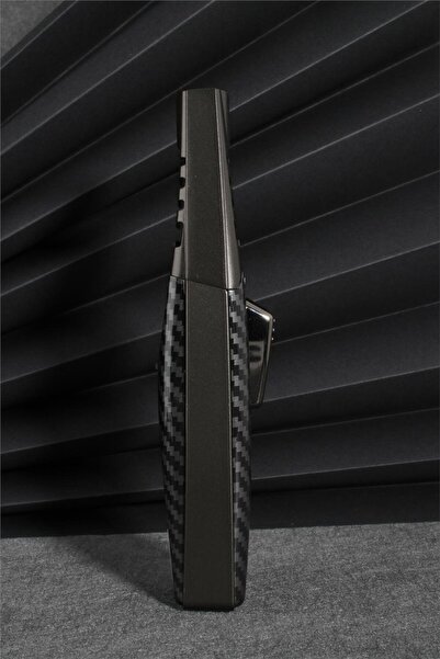 Silvio Monetti Siyah Renk Güçlü Karbon Desen Metal Başlık Pürmüz Gazlı Çakmak 24csm898mr01