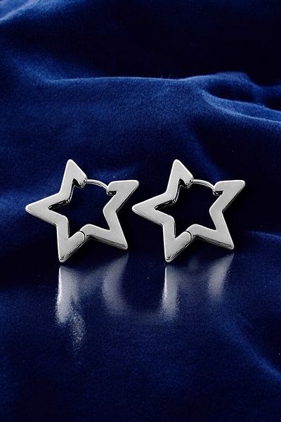 Çlk Accessories أقراط نجمة منحنية فاخرة