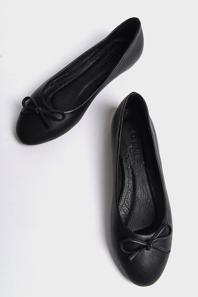 Capone Outfitters Ballerinas für Damen aus echtem Leder mit runder Spitze und Schleife
