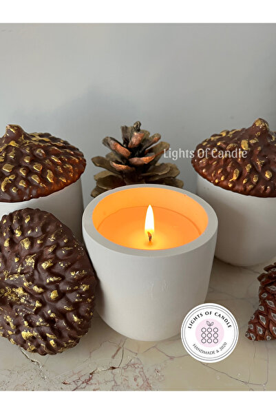 Lights Of Candle Yeniyıl- Yılbaşı Temalı Tarçın Kokulu Beton Kozalak Mumluk