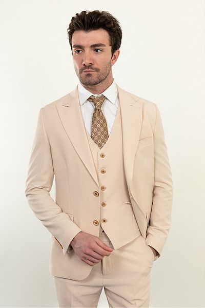 Mcr Pointed Collar Suit Set