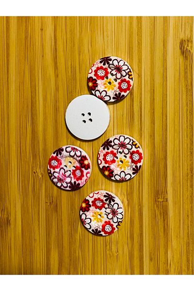 Kartopu Flower Pattern Painted Decorative Wooden Button 25 Mm. Pack of 5.