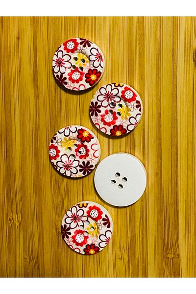 Kartopu Flower Pattern Painted Decorative Wooden Button 23 Mm. Pack of 5.