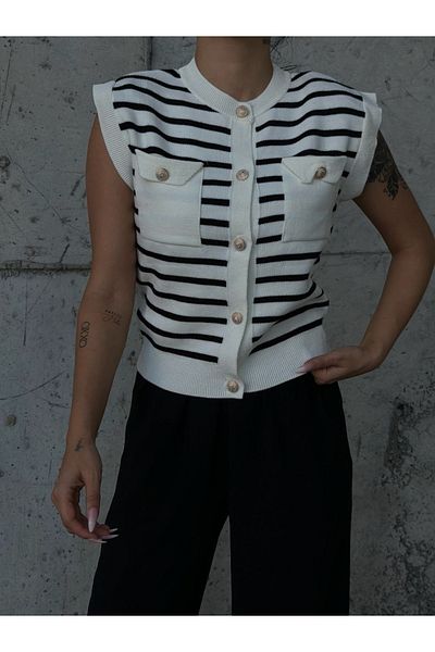 sportiness Striped Pocket Buttoned Knitwear Vest
