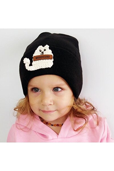 woodycord Hand Knitted White Cat Figure on Black Knitwear Beret