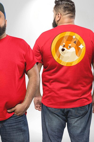 Angemiel تي شيرت أحمر كبير الحجم للجنسين من Doge Coin - مطبوع على الظهر