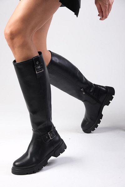 Mio Gusto Edith Black Color Leather Thick Sole Fur Lined Women's Boots