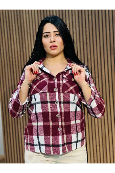 QUBERZ قميص منقوش بأزرار أمامية باللون الأحمر