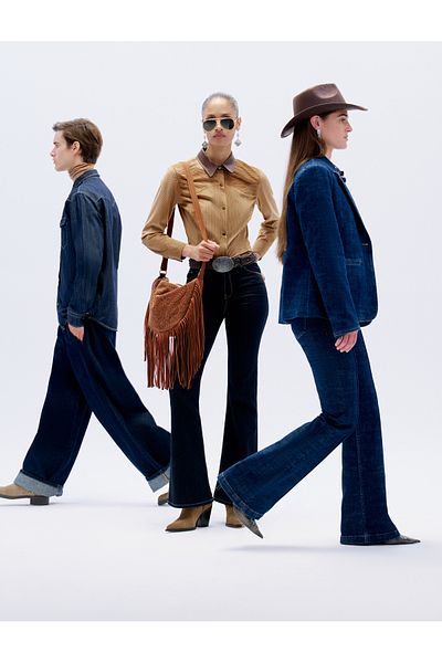 Koton Slim-Fit-Jeans mit spanischem Bein und hoher Taille – gerippte, geknöpfte, ausgestellte Baumwolljeans