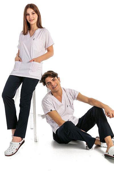 Çatı Medikal Happiness Basic - Uniformă și echipament chirurgical pentru medic alb din Lycra (UNISEX)