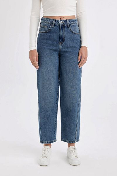 DeFacto Karotten-Jeanshose mit hoher Taille und Knöchellänge