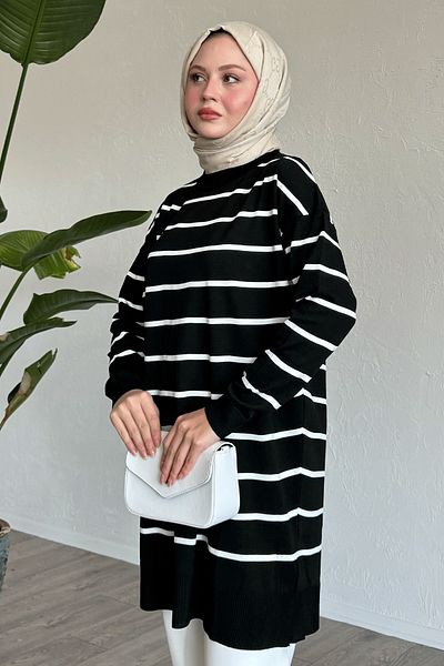 InStyle Βασικό ριγέ μαύρο πλεκτό τουνίκ