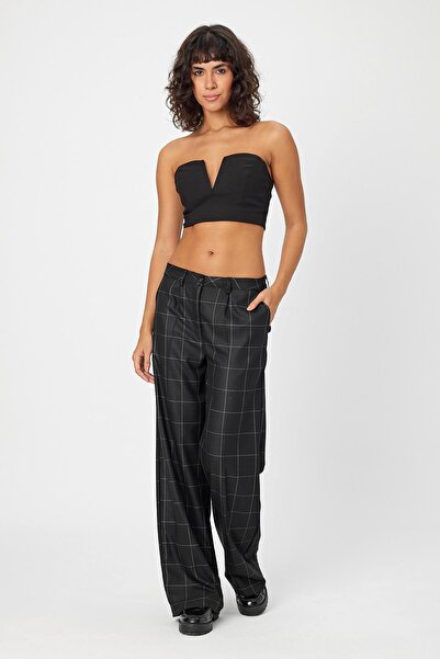 ALEXANDERGARDI Alexandergardı - Women's Classic Trousers with Checkered Wide Legs and Double Pockets (B24-0001)