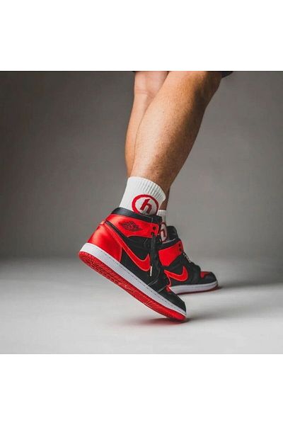 Nike Air Jordan 1 Retro High Og Sneakers Fd4810-061