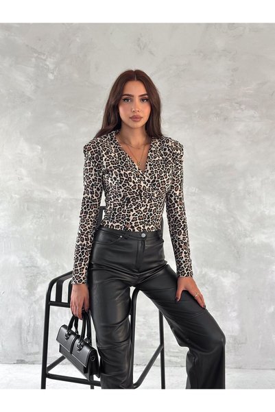 gozdefashion Women's Double Breasted Pleated Leopard Pattern Crop