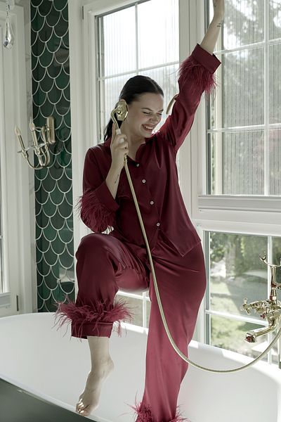 Mita Concept Claret Red Camel Bird Feathered Satin Women's Pyjamas Set