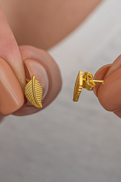 Nereze 925 Ayar Gümüş Gold Kaplama Minik Yaprak Küpe
