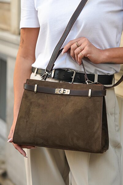 Mopia حقيبة يد نسائية من الجلد المدبوغ باللون البني المر من West