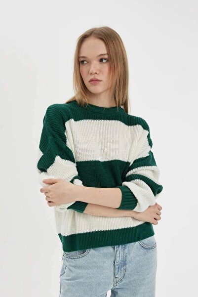 DeFacto X4931 Pulover tricotat cu dungi Coool Oversize, cu croiala larga, cu guler rotund