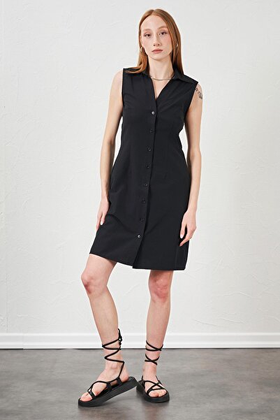 TENA Women's Black Shirt Collar Buttoned Front Sleeveless Poplin Dress