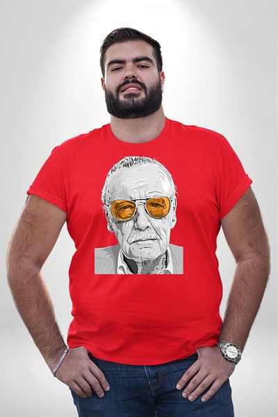 Angemiel تي شيرت أحمر كبير الحجم للجنسين من Stan Lee - موديل أساسي مطبوع من الأمام