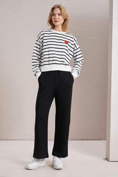 TENA Women's Black Crew Neck Striped Heart Embroidered Two Thread Basic Sweatshirt