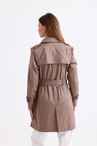 PASTELASTORE Vizon Esnek Pamuk Gabardin Kısa (80CM) Omuz Apoletli Kemerli Kadın Trençkot 1120