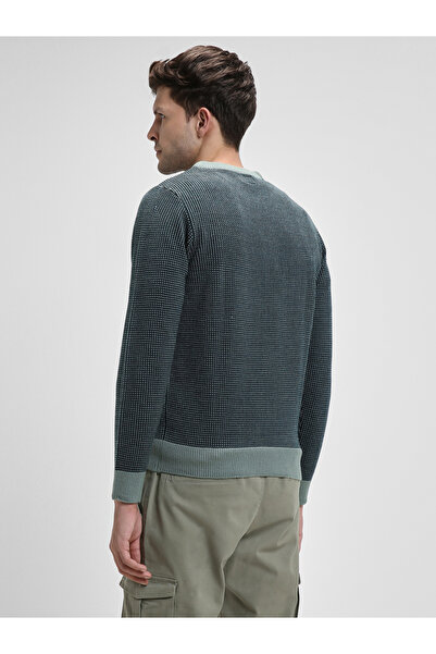 Dennis Lingo By Styli Textured Round Neck Regular Fit Sweater