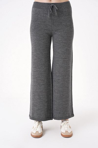 CHUBA Women's Wide Leg Regular Fit Knitwear Trousers Anthracite 24W120