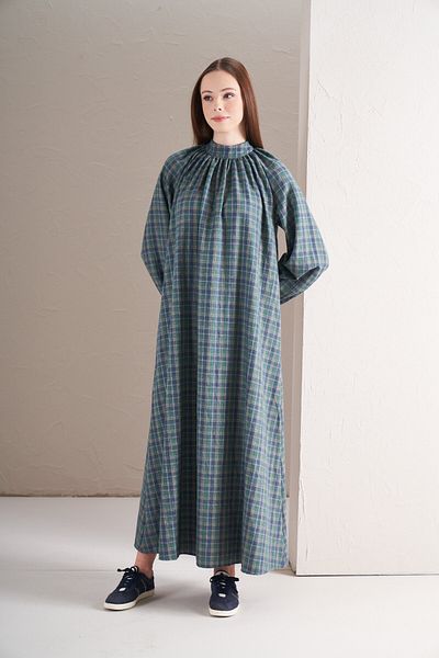 Mevra Green Navy Neck Gathered Dress