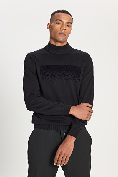 ALTINYILDIZ CLASSICS Erkek Siyah %100 Pamuk Standart Fit Normal Kesim Yarım Balıkçı Yaka Baskılı Triko Kazak