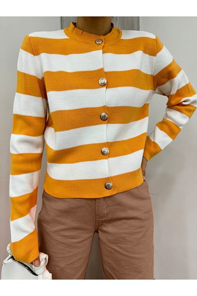 Modamorfo Kurze Strickjacke mit Knöpfen und Metallknöpfen – Senf