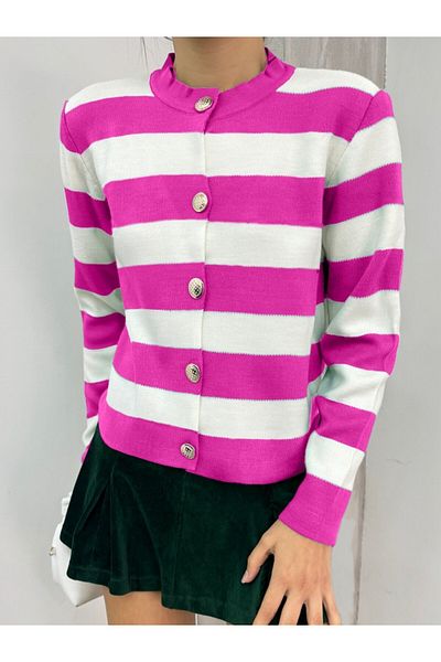 Modamorfo Kurze Strickjacke mit Knöpfen und Metallknöpfen – Fuchsia