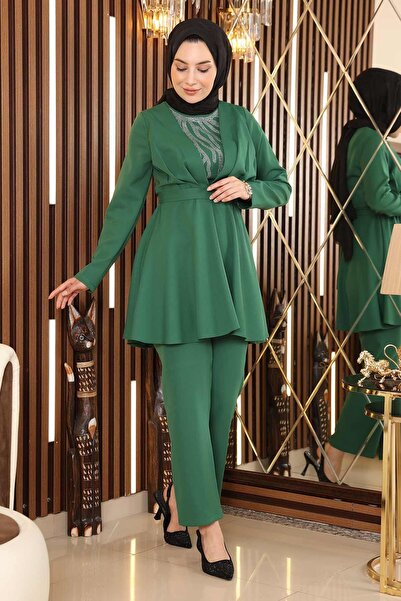 Modamihram Steindetaillierter Gürtelanzug Smaragd 19122