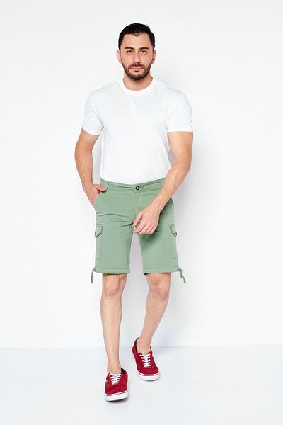 Nautica Men Slim Fit 10 Inseam Plain Basic Shorts, Green