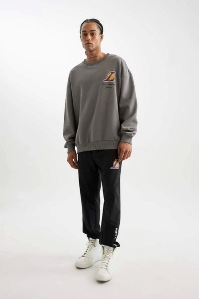 DeFacto C9254 Los Angeles Lakers Oversize Fit Sweatshirt