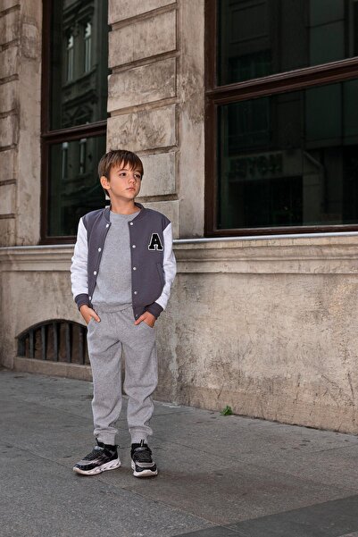 for you kids Ένα κεντημένο Anthracite Bomber College Jacket