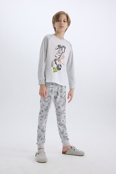 DeFacto 2-teiliges Pyjama-Set für Jungen mit normaler Passform D8780A8NS